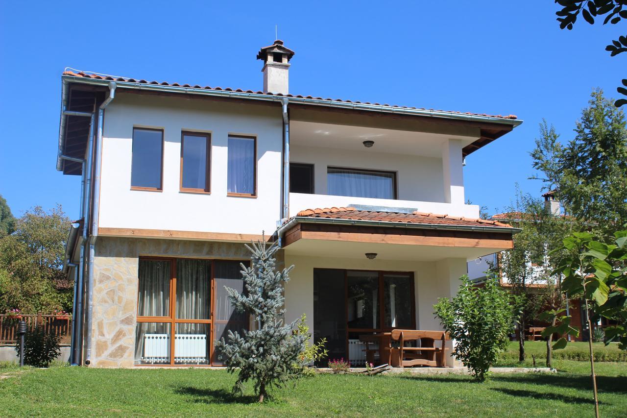 Sinjirite Complex Hotel Elena Exterior foto
